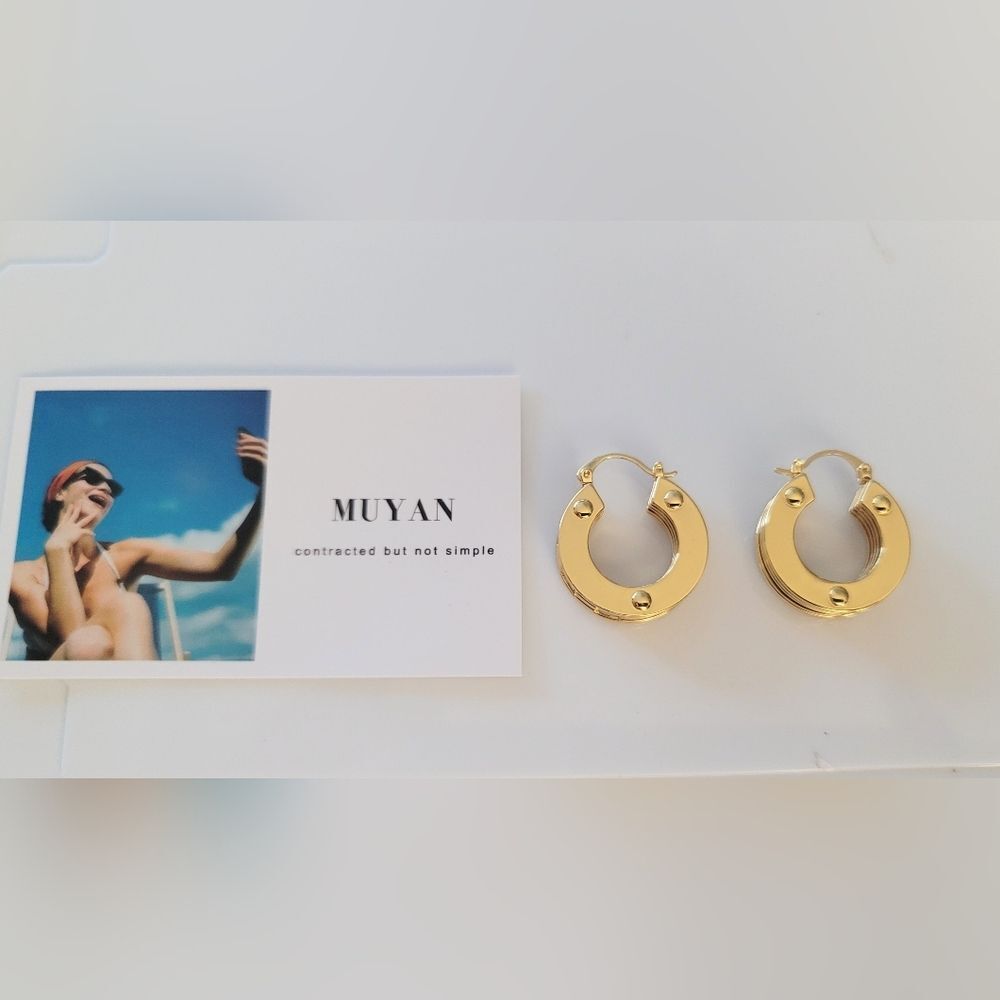 2 Pairs of Muyan Chunky Hoops Bundle